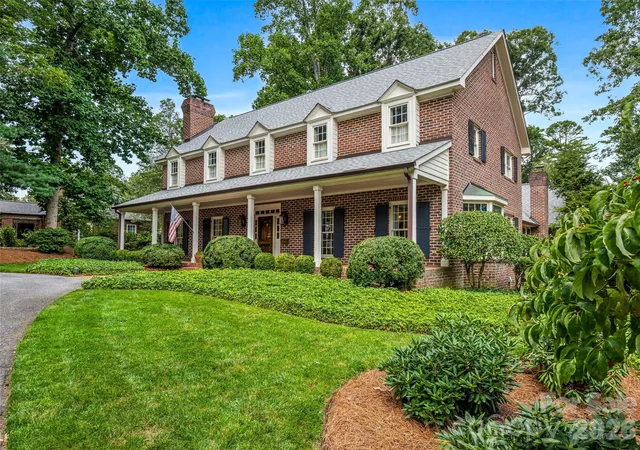 Photo 3 of Single family home for sale at 15 Browntown Rd, Asheville, NC 28803 | MLS# 4414215 | Listing updated on 2026-08-20