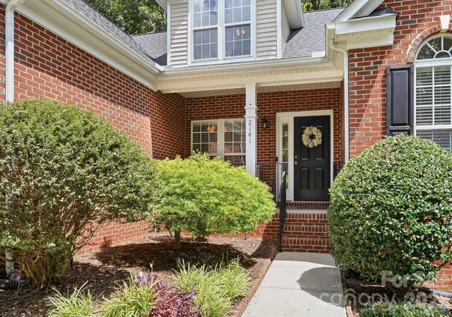 Photo 3 of Single family home for sale at 2141 Lord Proprietor Ln, Waxhaw, NC 28173 | MLS# 4414234 | Listing updated on 2026-09-05