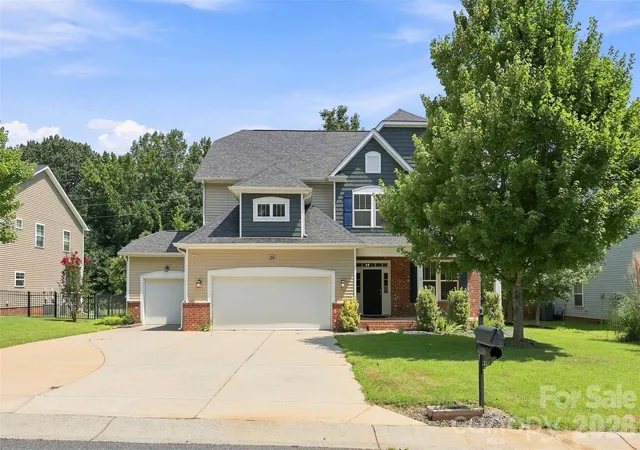 Photo 2 of Single family home for sale at 126 Misty Woods Dr, Clover, SC 29710 | MLS# 4414251 | Listing updated on 2026-10-04