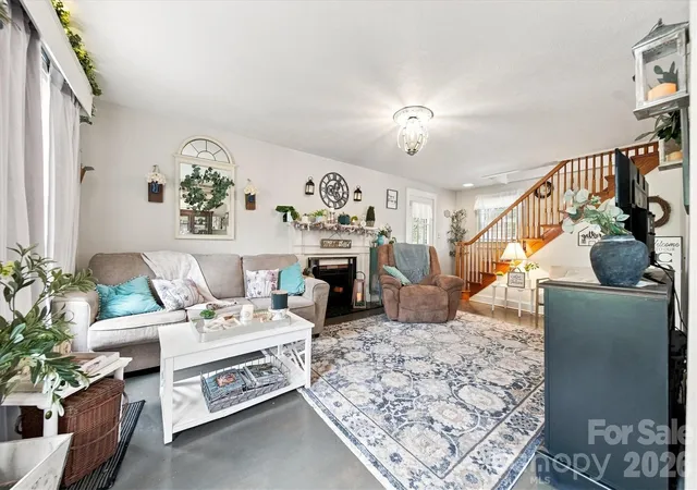 3rd image of 239 N Anderson St, Morganton, NC 28655 | MLS# 4414255