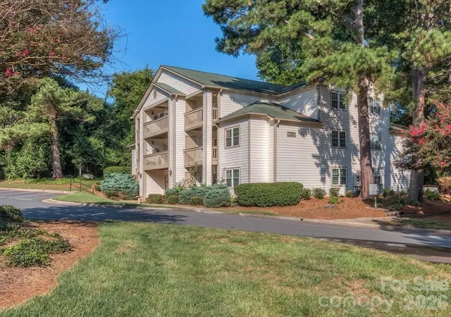 1st image of 1052 Churchill Downs Ct #C, Charlotte, NC 28211 | MLS# 4414268