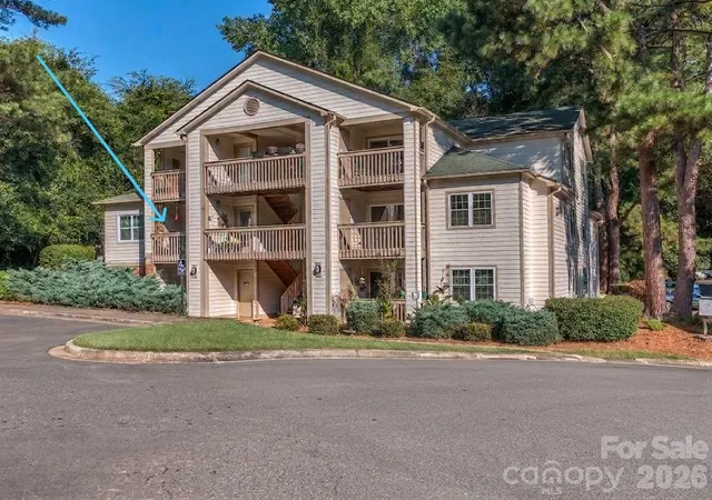 24th image of 1052 Churchill Downs Ct #C, Charlotte, NC 28211 | MLS# 4414268