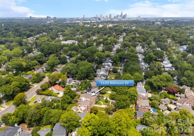 35th image of 1620 Biltmore Dr, Charlotte, NC 28207 | MLS# 4414269