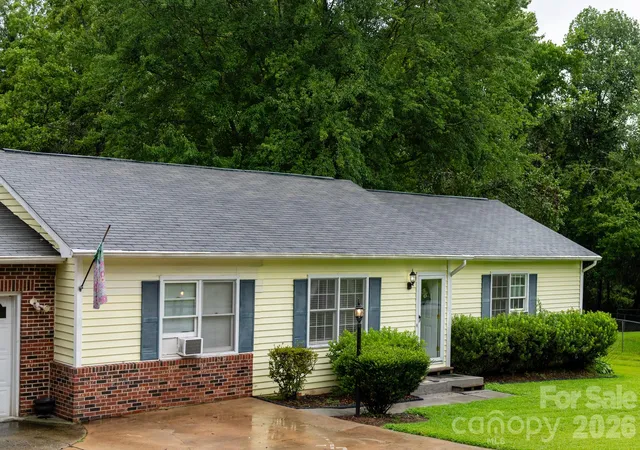 3rd image of 409 Cottrell Hill Rd, Lenoir, NC 28645 | MLS# 4414277