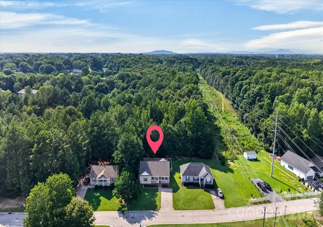 Photo 3 of Single family home for sale at 245 Eagle Crk Rd, Clover, SC 29710 | MLS# 4414318 | Listing updated on 2026-08-21