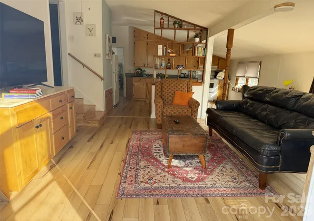 Photo 3 of Single family home for sale at 209 Auten Cir, Mount Holly, NC 28120 | MLS# 4414320 | Listing updated on 2026-10-04