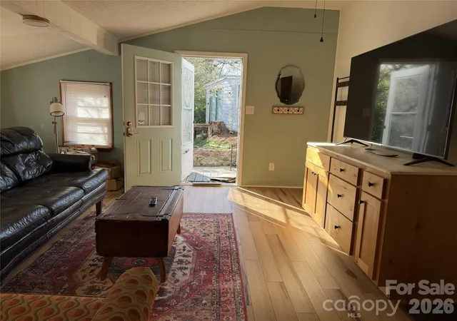Photo 4 of Single family home for sale at 209 Auten Cir, Mount Holly, NC 28120 | MLS# 4414320 | Listing updated on 2026-10-04