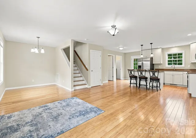 3rd image of 32 Jeff Dr, Asheville, NC 28806 | MLS# 4414336