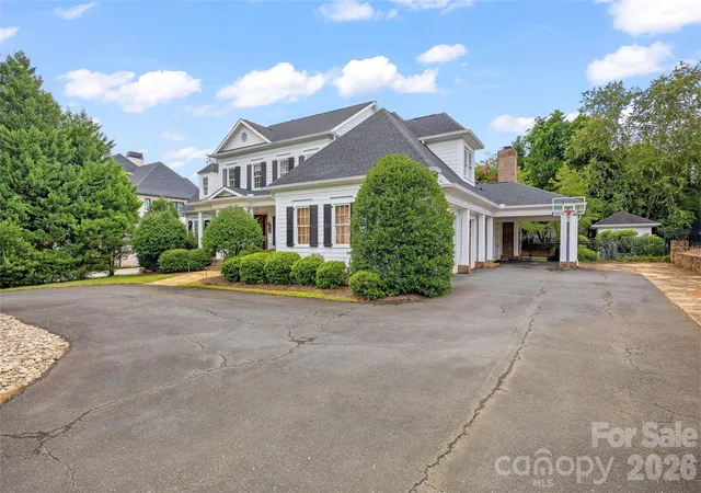 Photo 3 of Single family home for sale at 2135 Sharon Ave, Charlotte, NC 28211 | MLS# 4414349 | Listing updated on 2026-10-20