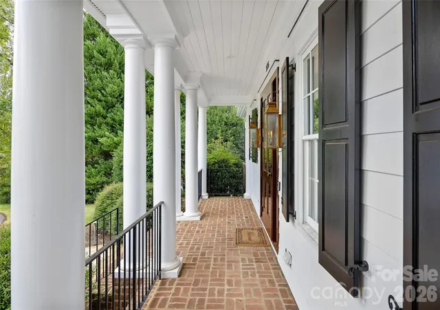 Photo 4 of Single family home for sale at 2135 Sharon Ave, Charlotte, NC 28211 | MLS# 4414349 | Listing updated on 2026-10-20