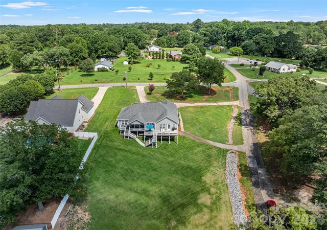 Photo 2 of Single family home for sale at 105 Michelle Dr, Chesnee, SC 29323 | MLS# 4414355 | Listing updated on 2026-08-31
