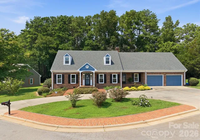 Photo 3 of Single family home for sale at 100 Arabian Ln, Salisbury, NC 28147 | MLS# 4414374 | Listing updated on 2026-08-14
