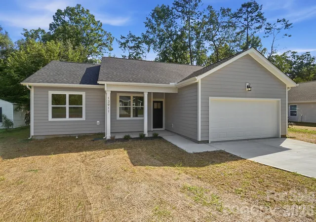 1st image of 13911 Stillwood Pl, Matthews, NC 28105 | MLS# 4414381