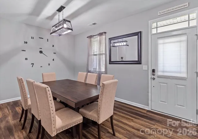 4th image of 7513 Meridale Forest Dr, Charlotte, NC 28269 | MLS# 4414384