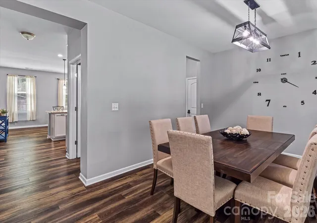 5th image of 7513 Meridale Forest Dr, Charlotte, NC 28269 | MLS# 4414384