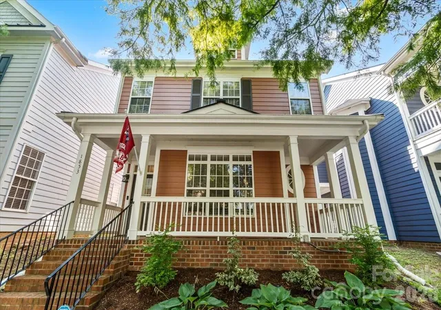 Photo 2 of Single family home for sale at 1853 Lela Ave, Charlotte, NC 28208 | MLS# 4414385 | Listing updated on 2026-10-07
