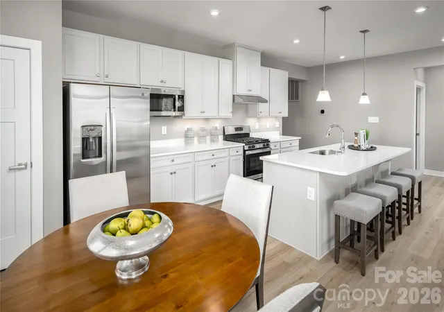 4th image of 925 Heathway Dr, Charlotte, NC 28213 | MLS# 4414387