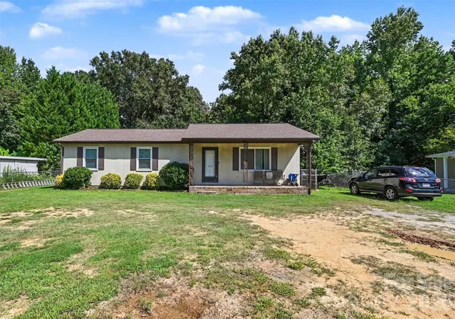 1st image of 808 E Chestnut St, Stanley, NC 28164 | MLS# 4414388