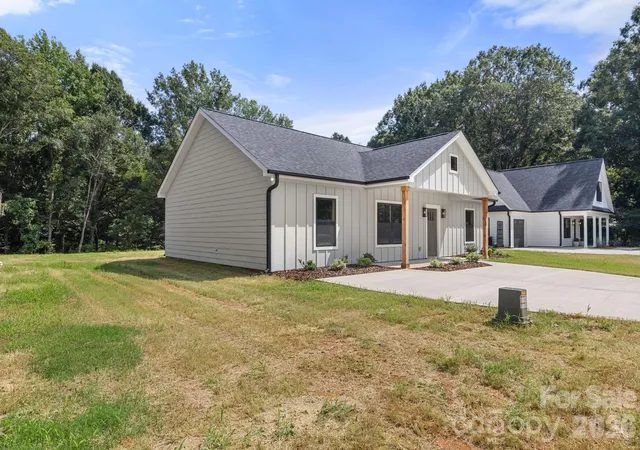 36th image of 151 Mccorkle St, York, SC 29745 | MLS# 4414413