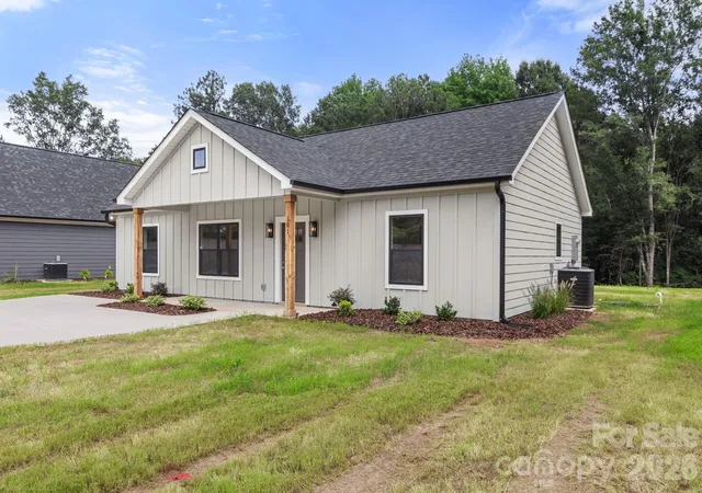 4th image of 151 Mccorkle St, York, SC 29745 | MLS# 4414413