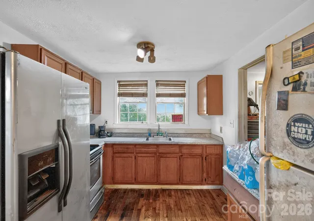 4th image of 1324 Low Gap Rd, Hendersonville, NC 28792 | MLS# 4414417