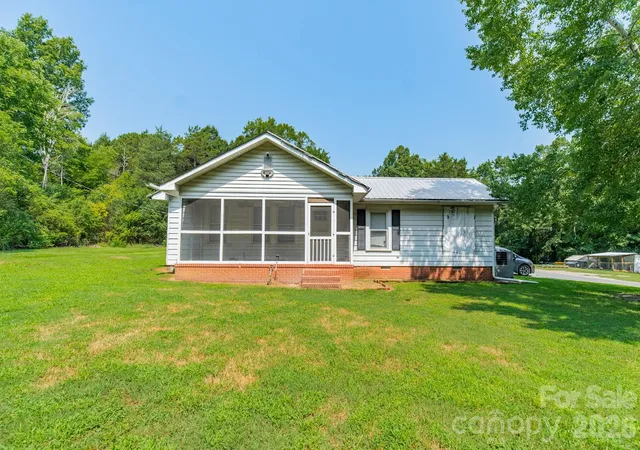 Single family home for sale at 12976 Cabarrus Sta Rd, Midland, NC 28107 | MLS# 4414418