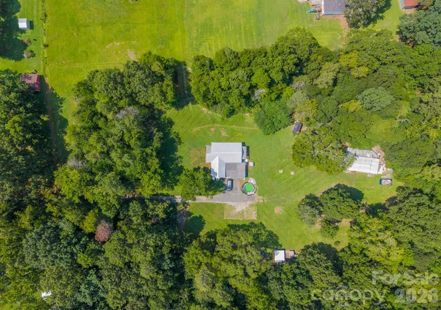 Photo 2 of Single family home for sale at 12976 Cabarrus Sta Rd, Midland, NC 28107 | MLS# 4414418 | Listing updated on 2026-09-29