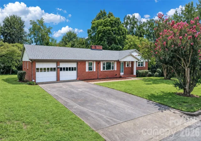 1st image of 201 Woodlawn Dr, Morganton, NC 28655 | MLS# 4414420