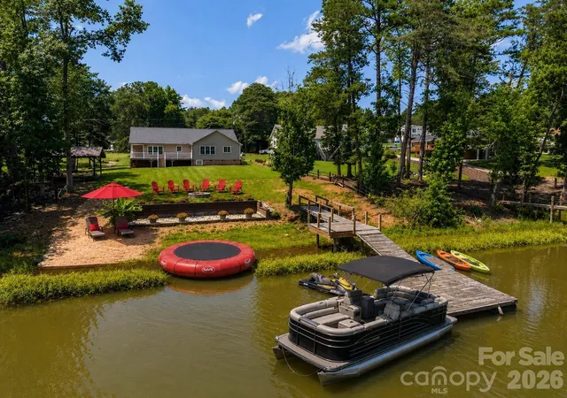 1st image of 6901 Navajo Trl, Sherrills Ford, NC 28673 | MLS# 4414423