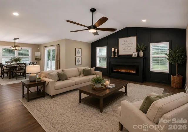 Photo 4 of Single family home for sale at 6901 Navajo Trl, Sherrills Ford, NC 28673 | MLS# 4414423 | Listing updated on 2026-08-31