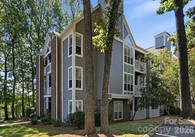 1st image of 2510 Cranbrook Ln #6, Charlotte, NC 28207 | MLS# 4414425