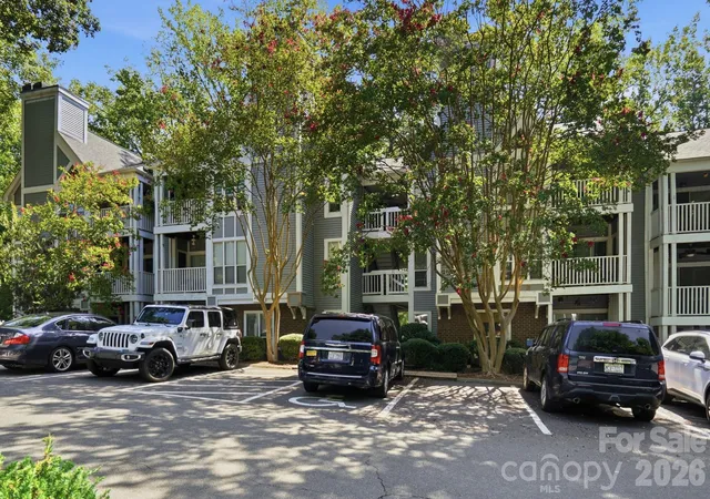 27th image of 2510 Cranbrook Ln #6, Charlotte, NC 28207 | MLS# 4414425