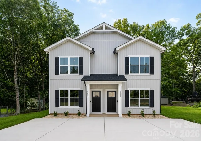 Photo 1 of Multi family home for sale at 1050 5th Street Ne, Hickory, NC 28601 | MLS# 4414436 | Listing updated on 2026-08-20