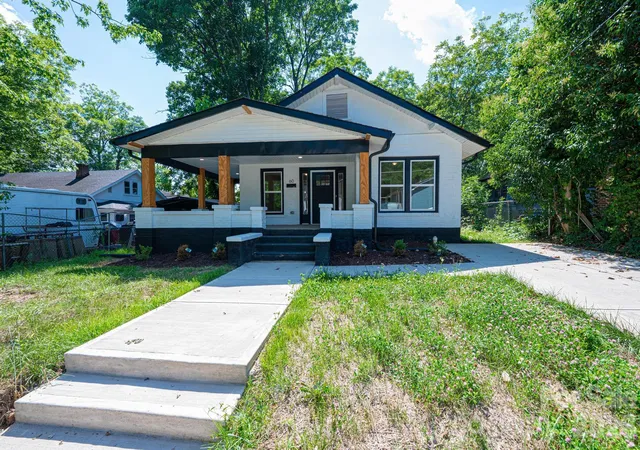5th image of 60 5Th St Se, Hickory, NC 28602 | MLS# 4414467