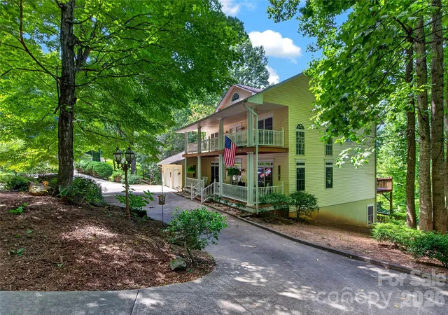 3rd image of 719 April Park #25, Waynesville, NC 28786 | MLS# 4414470