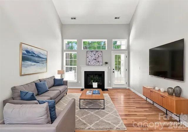 Photo 3 of Townhouse for sale at 121 Kase Ct, Mooresville, NC 28117 | MLS# 4414474 | Listing updated on 2026-10-07
