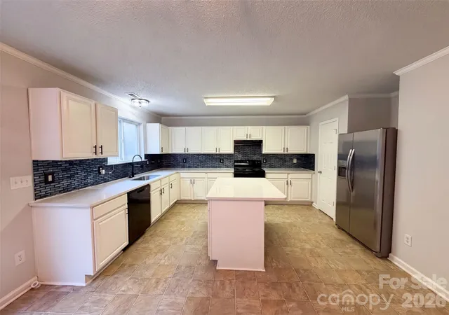 2nd image of 2502 Harwood Hills Ln, Charlotte, NC 28214 | MLS# 4414490