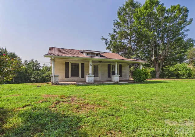 1st image of 110 Woodlane St, Granite Falls, NC 28630 | MLS# 4414505