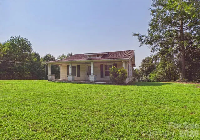 4th image of 110 Woodlane St, Granite Falls, NC 28630 | MLS# 4414505
