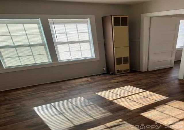 Photo 4 of House for sale at 719 Hunt St, Statesville, NC 28677 | MLS# 4414509 | Listing updated on 2026-08-21