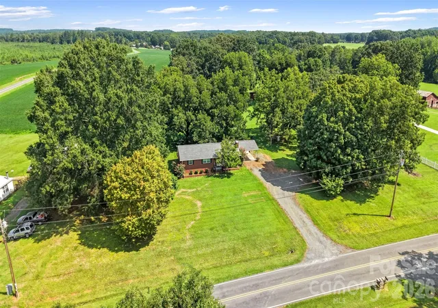 44th image of 37631 Saw Ml Rd, New London, NC 28127 | MLS# 4414518