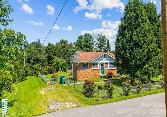 3rd image of 53 Salem Rd, Weaverville, NC 28787 | MLS# 4414521