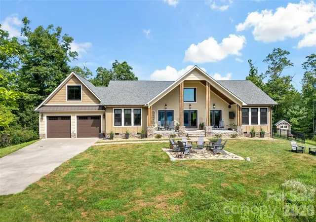 Photo 2 of Single family home for sale at 6521 Lake James Rd, Marion, NC 28752 | MLS# 4414522 | Listing updated on 2026-09-03