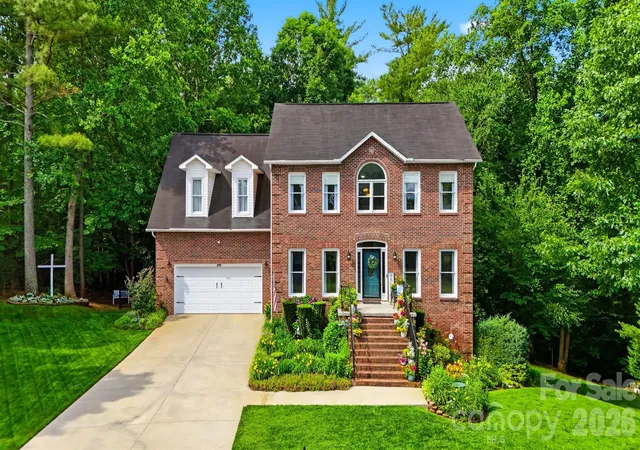 2nd image of 6253 Riviera Run Estates Dr, Hickory, NC 28601 | MLS# 4414547
