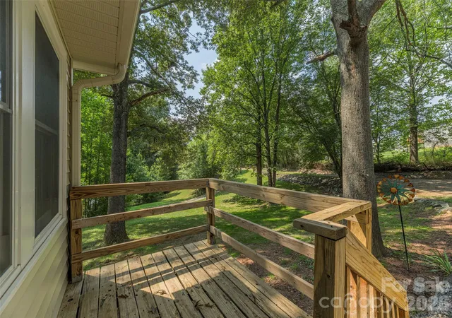 Photo 3 of Single family home for sale at 45 James Dr, Leicester, NC 28748 | MLS# 4414549 | Listing updated on 2026-08-15