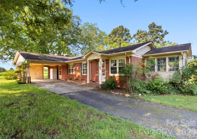 Photo 3 of Single family home for sale at 7804 Matthew Miller Rd, Vale, NC 28168 | MLS# 4414557 | Listing updated on 2026-08-19
