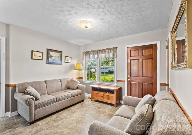 Photo 4 of Single family home for sale at 7804 Matthew Miller Rd, Vale, NC 28168 | MLS# 4414557 | Listing updated on 2026-08-19