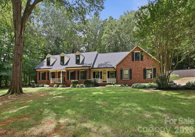 3rd image of 514 Belwood Dr, Belmont, NC 28012 | MLS# 4414573