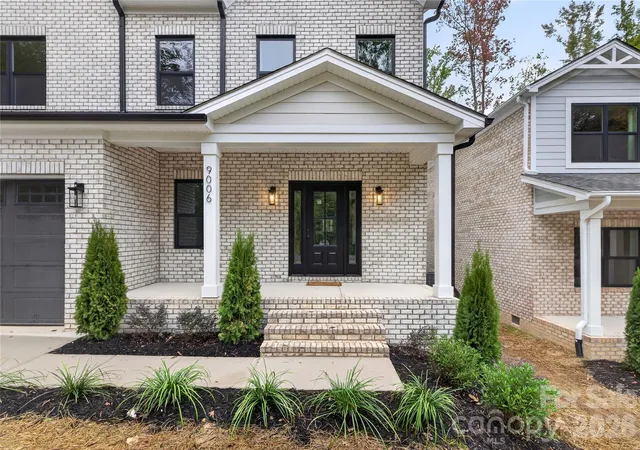 Photo 2 of Single family home for sale at 9006 Pinenoll Ln, Charlotte, NC 28215 | MLS# 4414590 | Listing updated on 2026-10-05