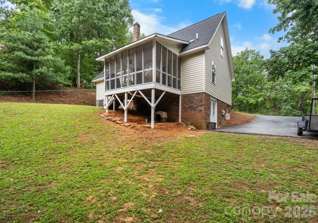 4th image of 8791 Lisa Trl, Connelly Springs, NC 28612 | MLS# 4414597